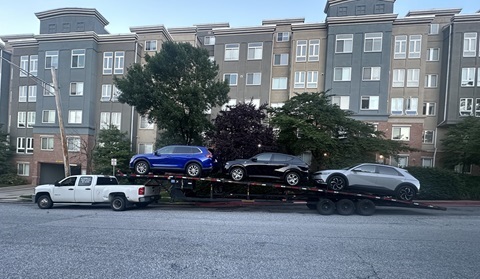 Car hauler delivering vehicle for door to door car shipping service